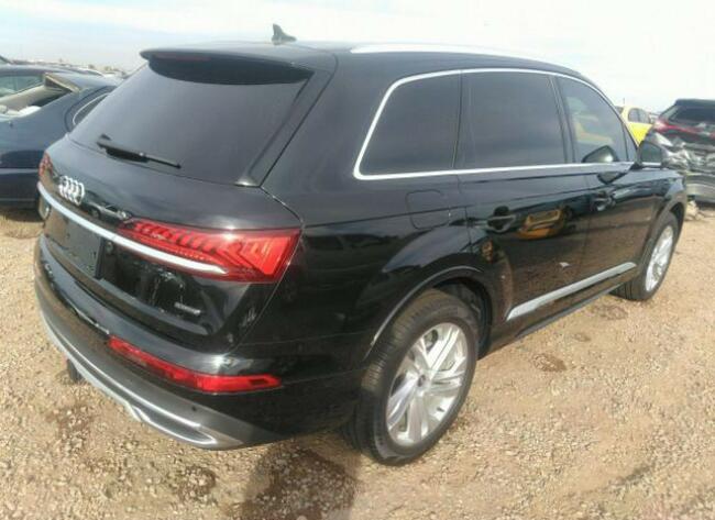 Audi Q7 2021, 2.0L, 4x4, PREMIUM, porysowany lakier
