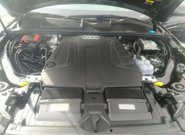 Audi Q7 2021, 2.0L, 4x4, PREMIUM, porysowany lakier