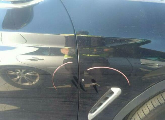 BMW X3 2020, 2.0L, 4x4, Plug-In Hybrid, porysowany lakier