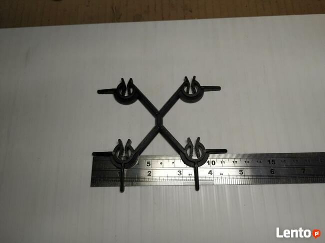 Strzemiona do słupów za szczeliną ogrodzeniowych z felcem