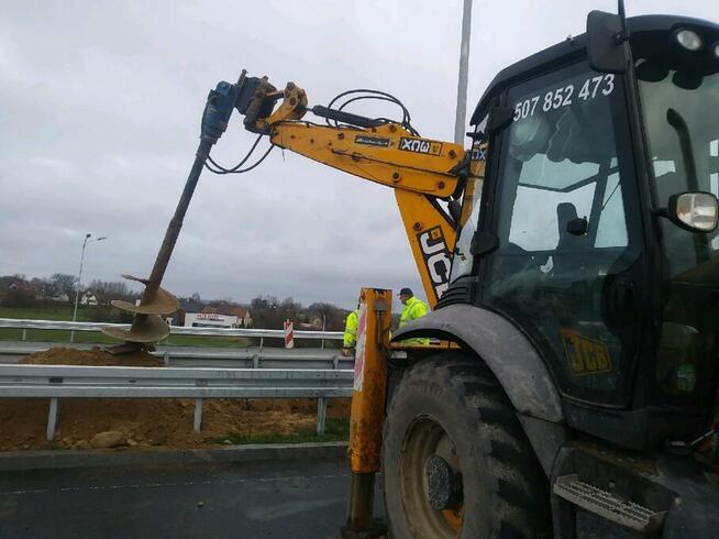 Usługi koparko ładowarką wykopy koparka fundamenty