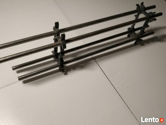 Jarzma z plastiku do słupków szczelinowych z felcem