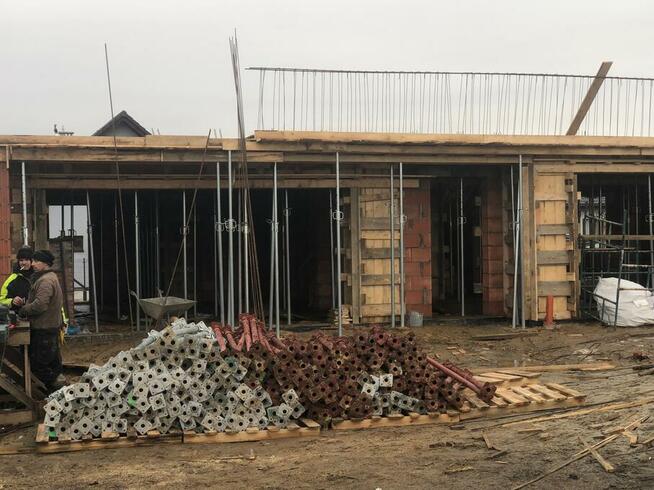 Wynajem szalunków stropowych | podpory stemple rusztowanie