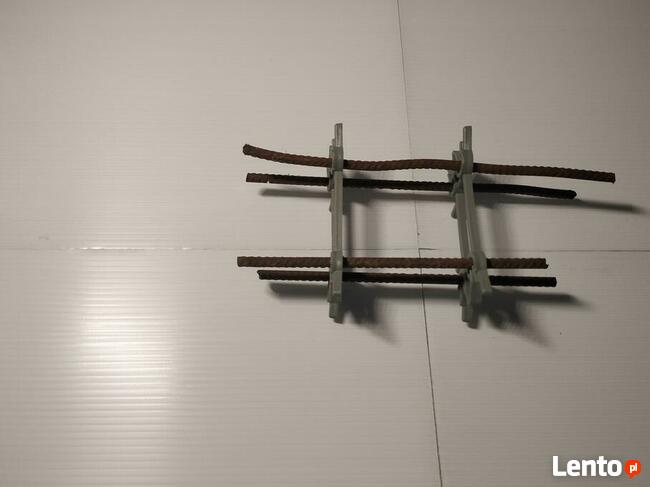 Strzemiona zbrojeniowe do słupków betonowych jarzma