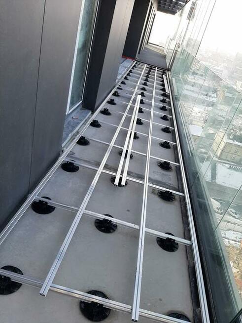 Wspornik 8-20 mm pod legar, taras, deska kompozytowa