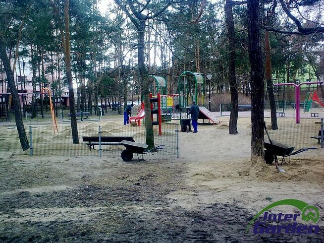 Dostawa i wymiana piachu w piaskownicach i placach zabaw