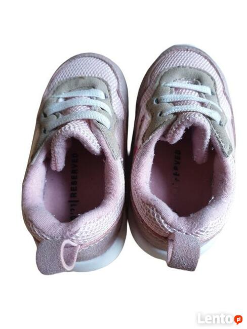 Buty sportowe z imitacji zamszu, skóry i siateczki roz. 20 R