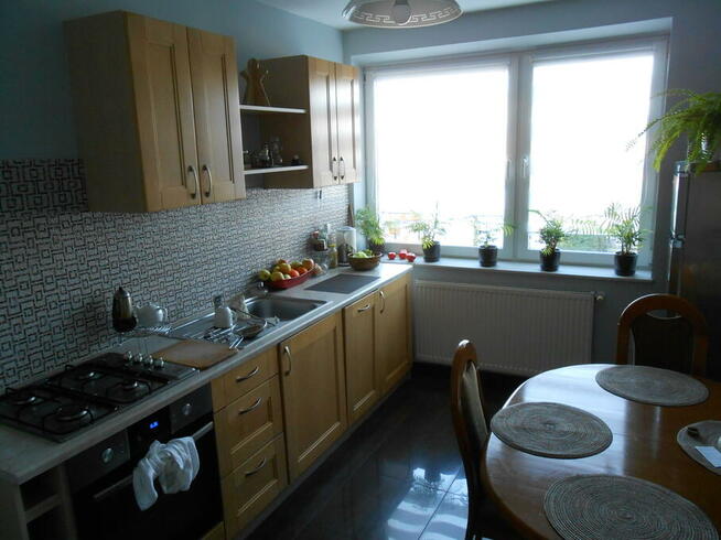 Mieszkanie-2/3 domu 54m2 z garażem