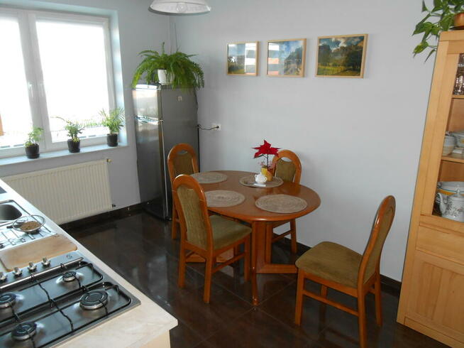 Mieszkanie-2/3 domu 54m2 z garażem