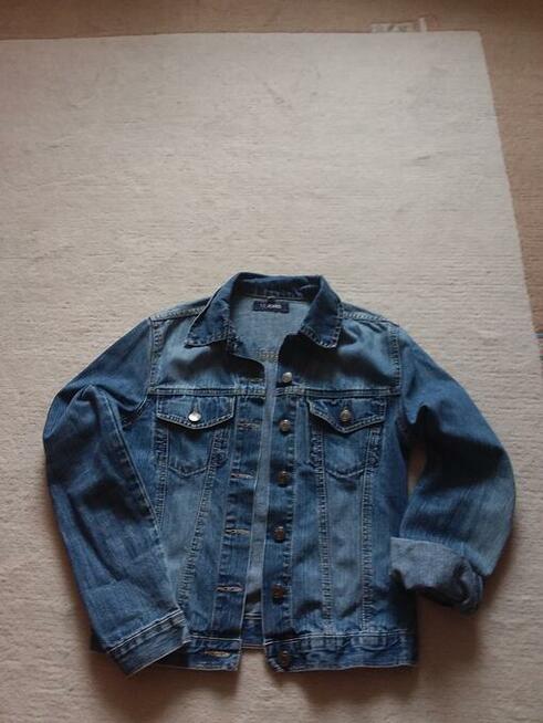 Sprzedam kurtkę dżinsową
