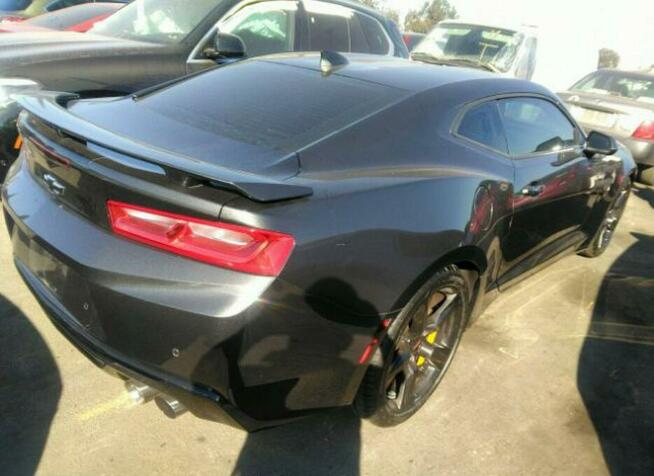 Chevrolet Camaro 2016, 6.2L, 2SS, od ubezpieczalni