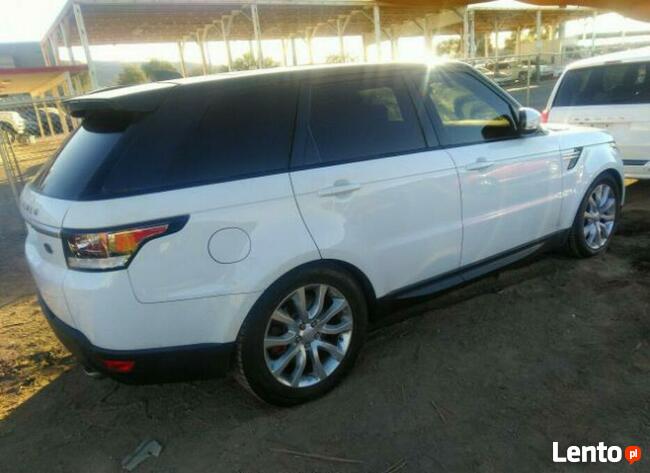 Land Rover Range Rover Sport 2017, 3.0L, 4x4, HSE, porysowany lakier