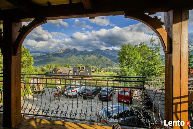 Ap. Hruby Regiel, widok, kominek, wiosna Zakopane