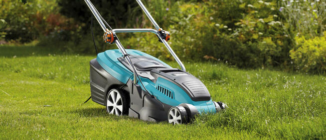 Odchwaszczanie herbicydy Roundup usuwanie chwastów koszenie