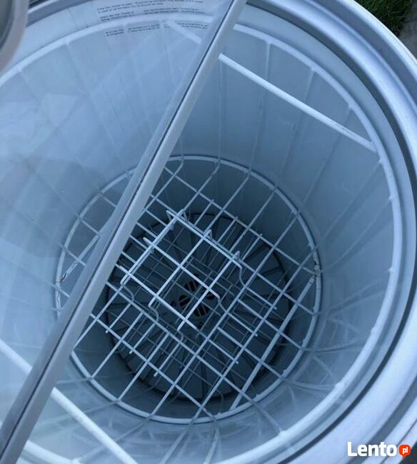 Jest to limitowana edycja lodówki Red Bull - Puszka