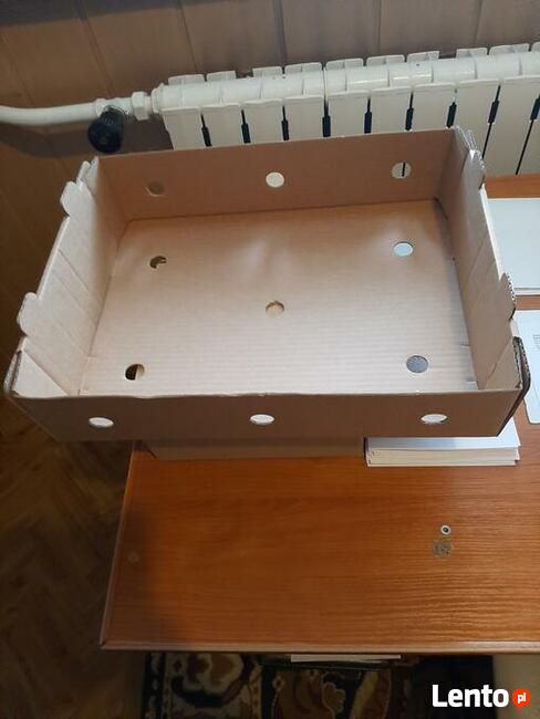 Kartony, Tektura, Przekładki Nowe i Używane Ilości Hurtowe.