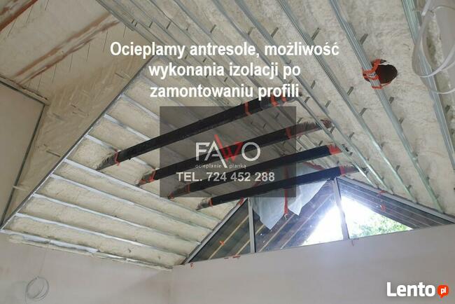 Ocieplanie Pianka Piana Pur Ocieplenie poddasza Pianowanie