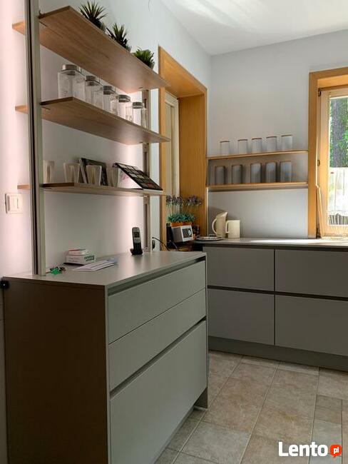 Bezuchwytowe niemieckie meble kuchenne Nobilia