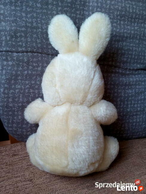 Używany pluszak zając