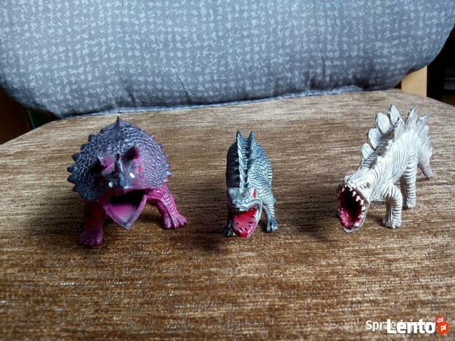 3 małe dinozaury