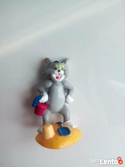 7 figurek z jajka niespodzianki