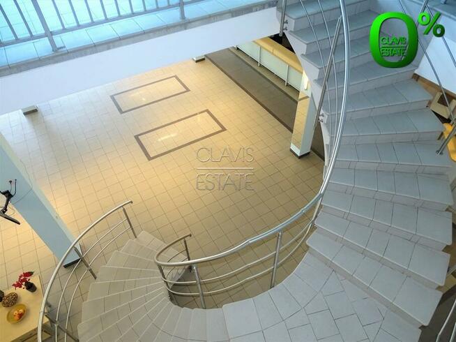 Budynek usługowo-handlowy przy obwodnicy