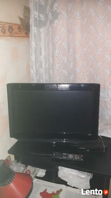 Telewizor 40 32 28 i 14 cali.