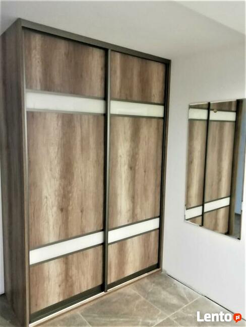 Szafy z drzwiami przesuwnymi na wymiar, zabudowa wnęk Bytom