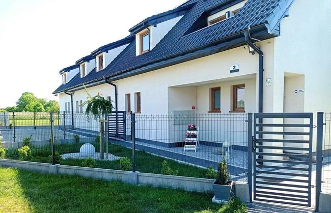 Domki / Apartamenty nad morzem -- Ustronie Morskie --