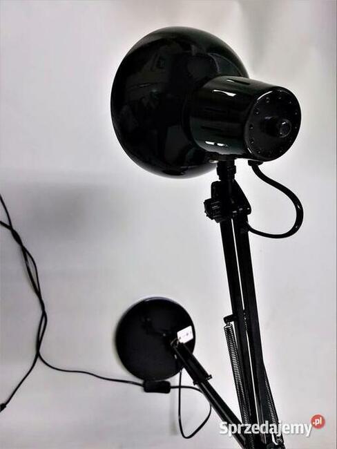 Sprzedam Okazałą lampę biurkową w pełni regulowaną