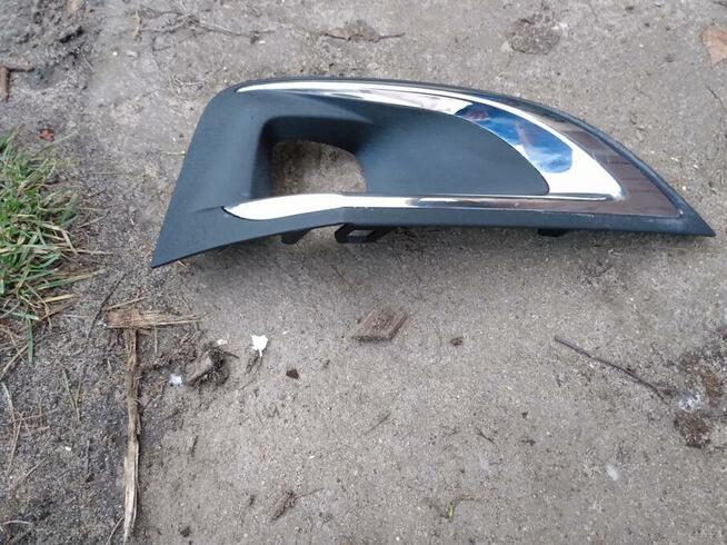 Sprzedam kratkę zderzaka przedniego peugeot 3008 strona R