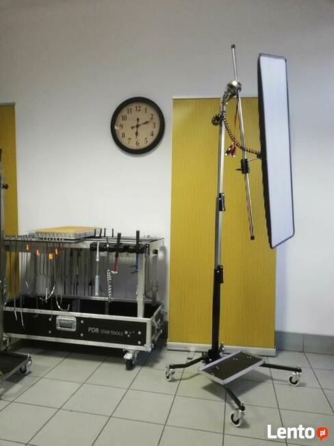 Lampa PdrStarTools na stojaku -