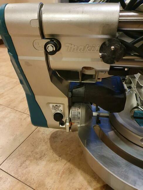 Ukośnica MAKITA LS1019 L