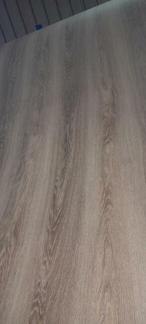 Blacha drewnopodobna podbitka T-8 Winchester