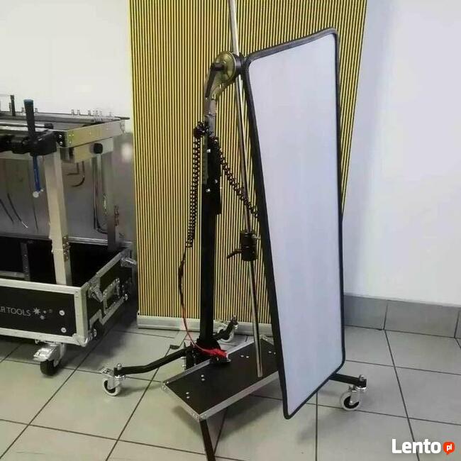 Lampa PdrStarTools na stojaku -