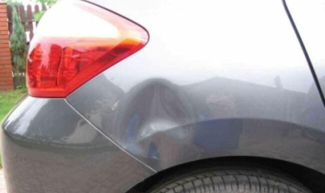 Usuwanie wgnieceń w karoserii metodą PDR