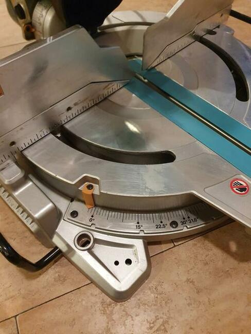 Ukośnica MAKITA LS1019 L