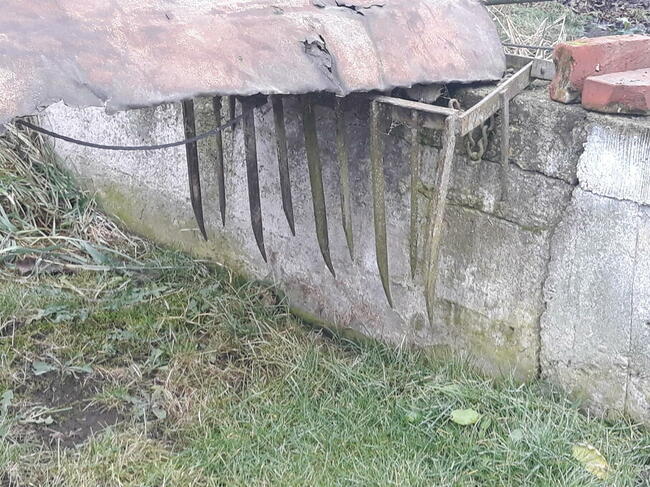 Cyklop ładowacz stacjonarny.