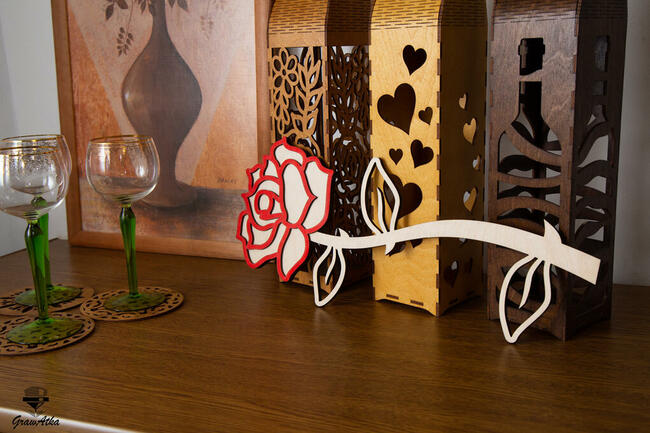 Prezent WALENTYNKOWY RÓŻA z Grawerem