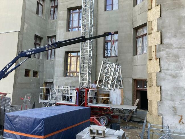 Wynajem Podestów Ruchomych Masztowych Podnośników Scanclimber