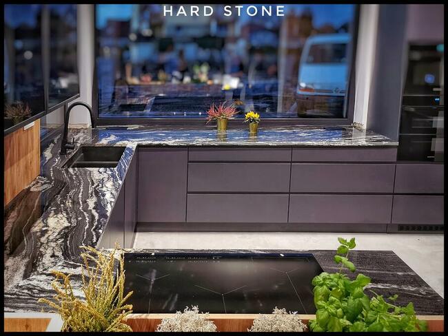 Blaty łazienkowe, umywalki granitowe, blaty granitowe