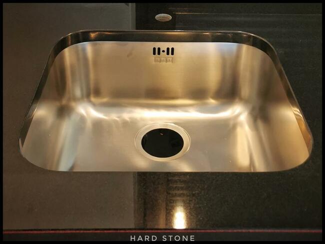 Blaty łazienkowe, umywalki granitowe, blaty granitowe