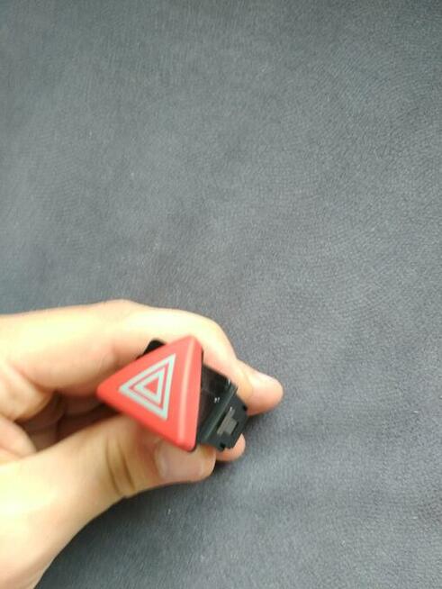 Przycisk świateł awaryjnych 1DIN Audi A3 8P 2003-2008