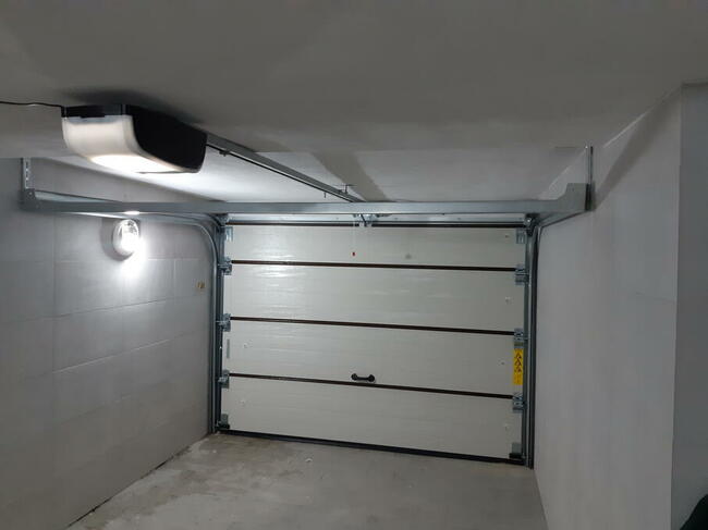 Serwis / naprawa / montaż bram garażowych i automatyki