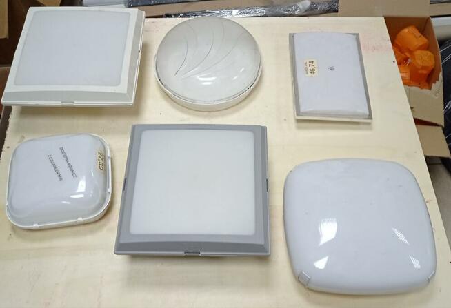 Wyprzedaż lamp po likwidacji sklepu