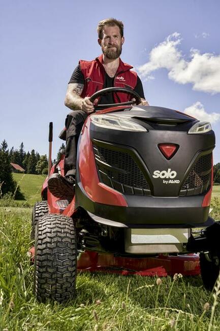 Traktor ogrodowy solo by AL-KO T 15-93.3 HD-A 15KM 93cm kosz