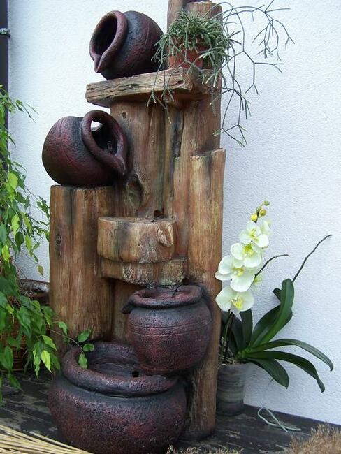 FONTANNA OGRODOWA NA PNIU wysokość 122 cm - oświetlenie