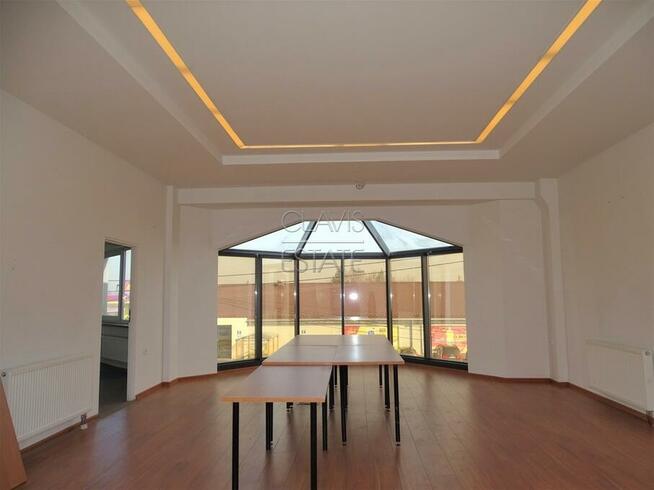 Budynek usługowo-handlowy przy obwodnicy