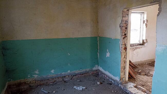 Duża działka 9500m2 z domkiem i widokiem na las i jeziora