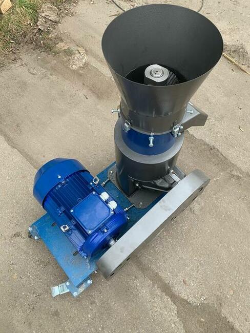 Peleciarka do trocin 7.5 kW 200mm Polska produkcja kompletna